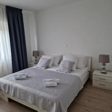 Апартаменти Z&m *